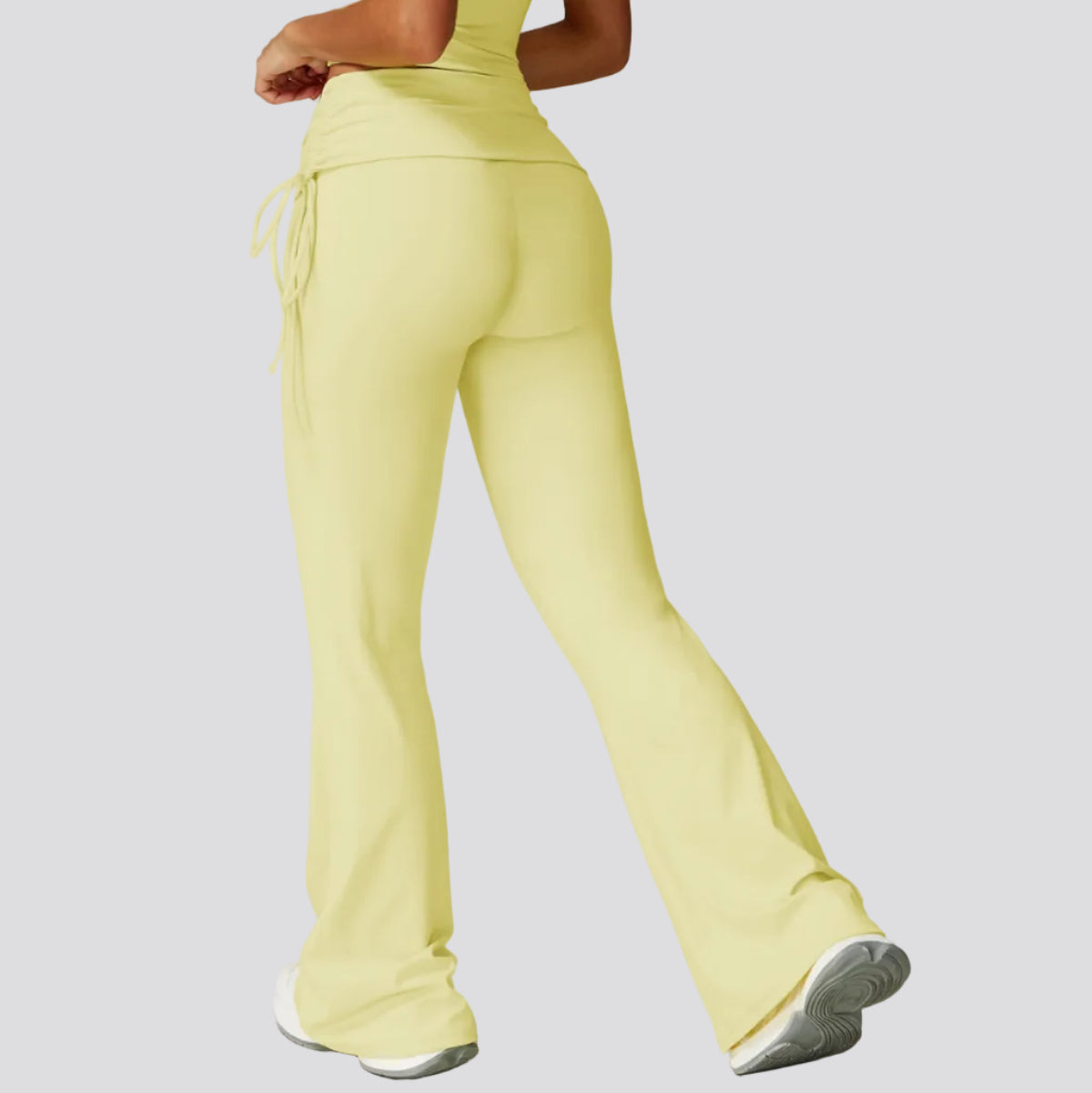 calça fitness,
calça fitness feminina,
calça academia feminina,
calça esportiva feminina,
calça para treino,
calça gym feminina,
calça flare fitness,
calça flare feminina,