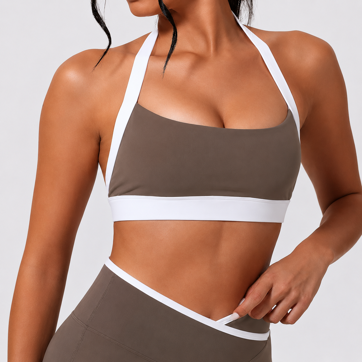 top,
cropped,
top fitness feminino,
cropped fitness feminino,
top academia feminino,
cropped academia feminino,
top esportivo feminino,
top para treino,
top gym feminino,
roupa fitness,