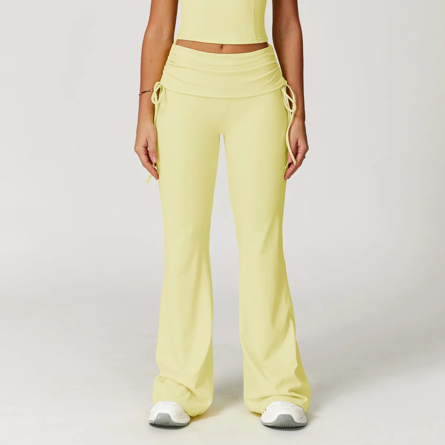calça fitness,
calça fitness feminina,
calça academia feminina,
calça esportiva feminina,
calça para treino,
calça gym feminina,
calça flare fitness,
calça flare feminina,