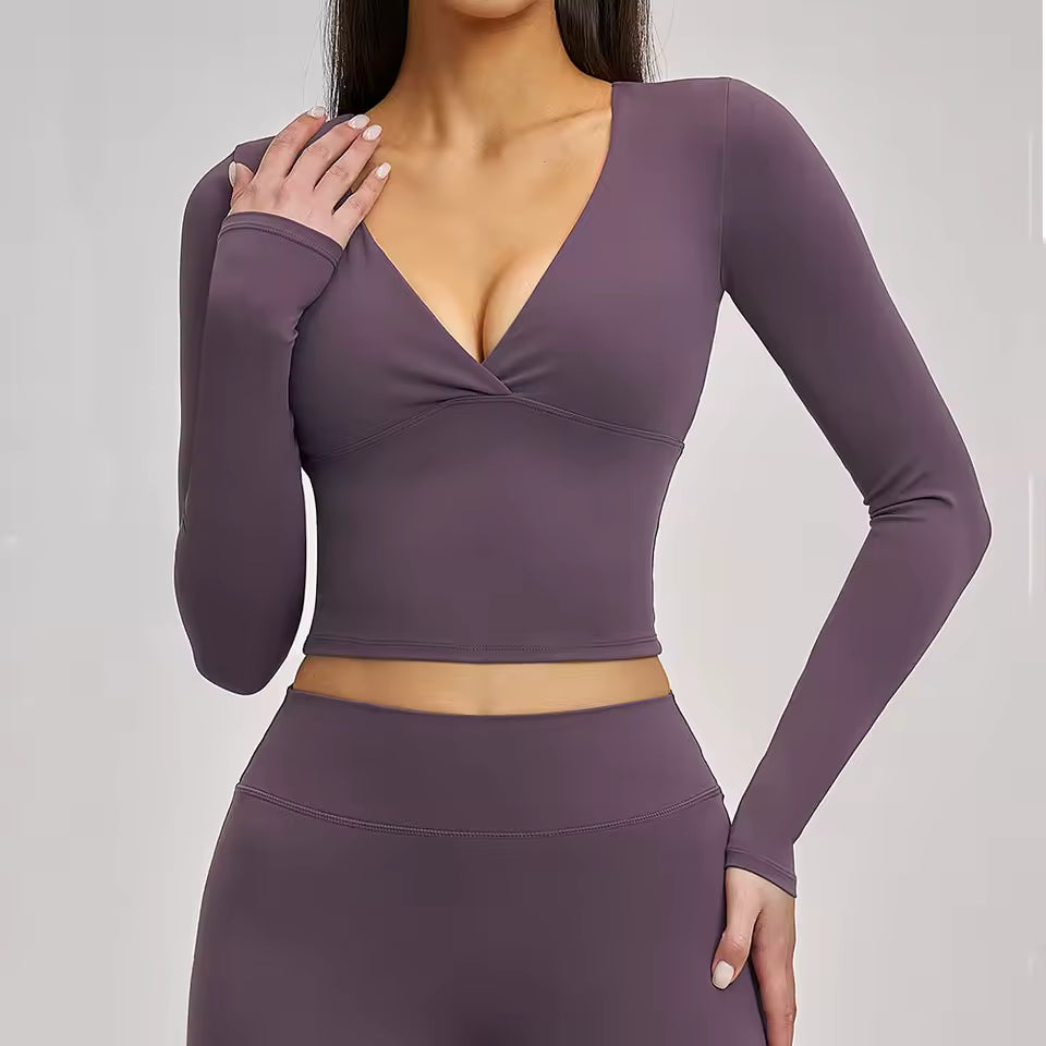 top,
cropped,
top fitness feminino,
cropped fitness feminino,
top academia feminino,
cropped academia feminino,
top esportivo feminino,
top para treino,
top gym feminino,
roupa fitness,