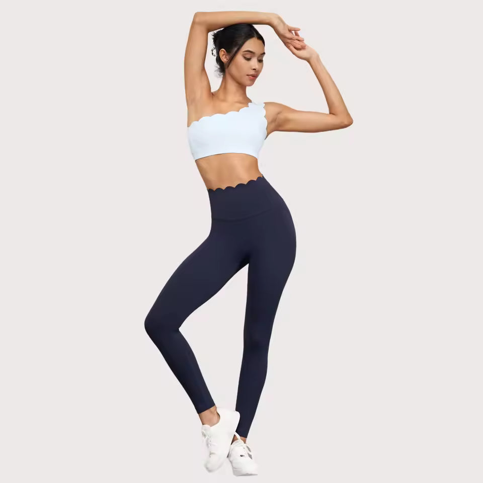 top,
cropped,
top fitness feminino,
cropped fitness feminino,
top academia feminino,
cropped academia feminino,
top esportivo feminino,
top para treino,
top gym feminino,
roupa fitness,