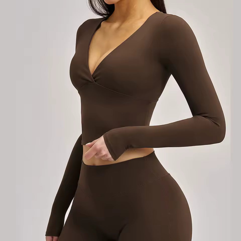 top,
cropped,
top fitness feminino,
cropped fitness feminino,
top academia feminino,
cropped academia feminino,
top esportivo feminino,
top para treino,
top gym feminino,
roupa fitness,