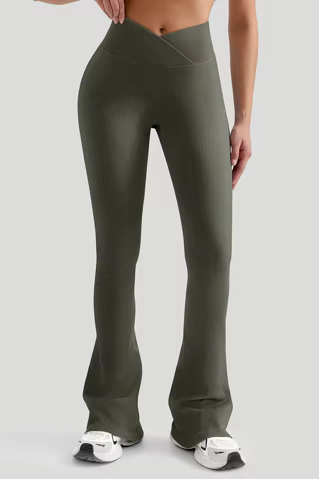 calça fitness,
calça fitness feminina,
calça academia feminina,
calça esportiva feminina,
calça para treino,
calça gym feminina,
calça flare fitness,
calça flare feminina,