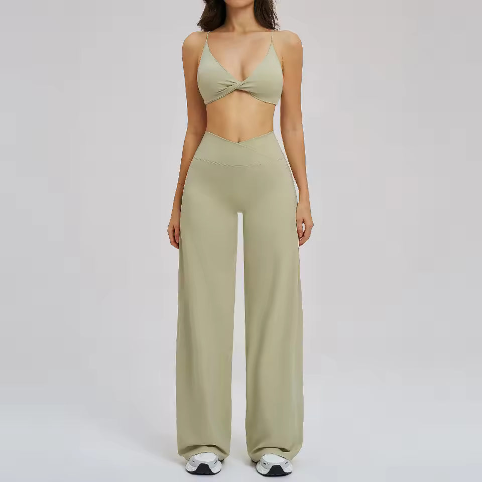 conjunto fitness,
conjunto fitness feminino,
conjunto academia feminino,
conjunto esportivo feminino,
conjunto para treino,
conjunto gym feminino,
conjunto top e legging,
conjunto top e calça,
conjunto fitness compressão,
conjunto fitness confortável,
conjunto fitness cintura alta,
conjunto fitness push up,
conjunto fitness modelador,
top e legging,
top e calça academia,