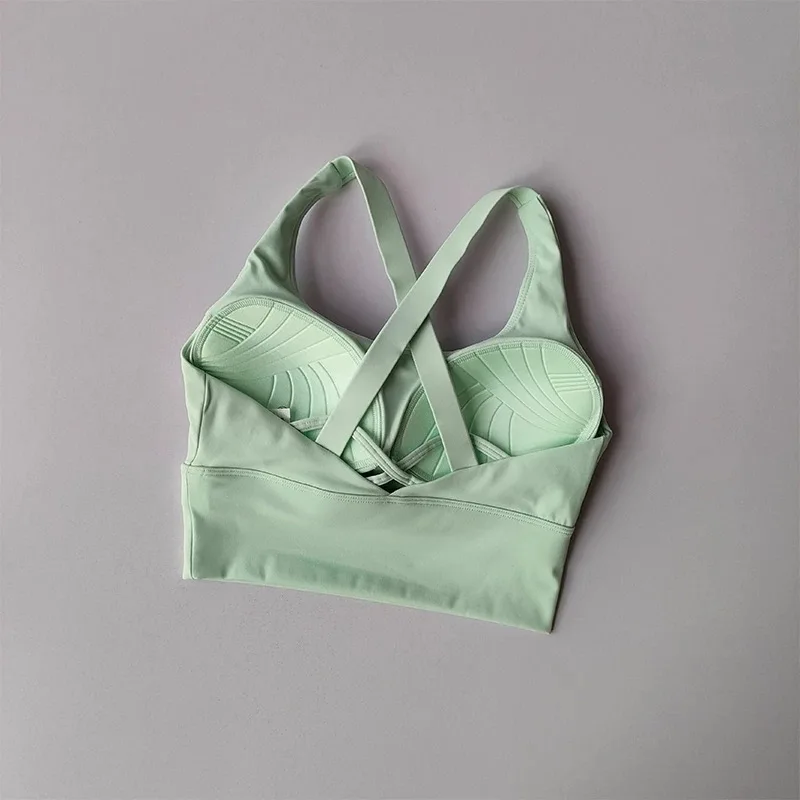 top,
cropped,
top fitness feminino,
cropped fitness feminino,
top academia feminino,
cropped academia feminino,
top esportivo feminino,
top para treino,
top gym feminino,
roupa fitness,
