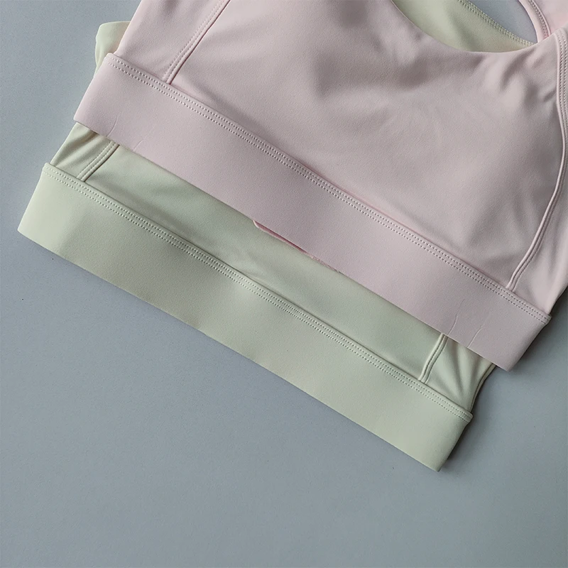 top,
cropped,
top fitness feminino,
cropped fitness feminino,
top academia feminino,
cropped academia feminino,
top esportivo feminino,
top para treino,
top gym feminino,
roupa fitness,