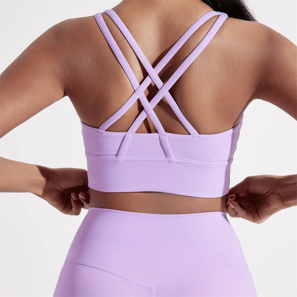 top,
cropped,
top fitness feminino,
cropped fitness feminino,
top academia feminino,
cropped academia feminino,
top esportivo feminino,
top para treino,
top gym feminino,
roupa fitness,