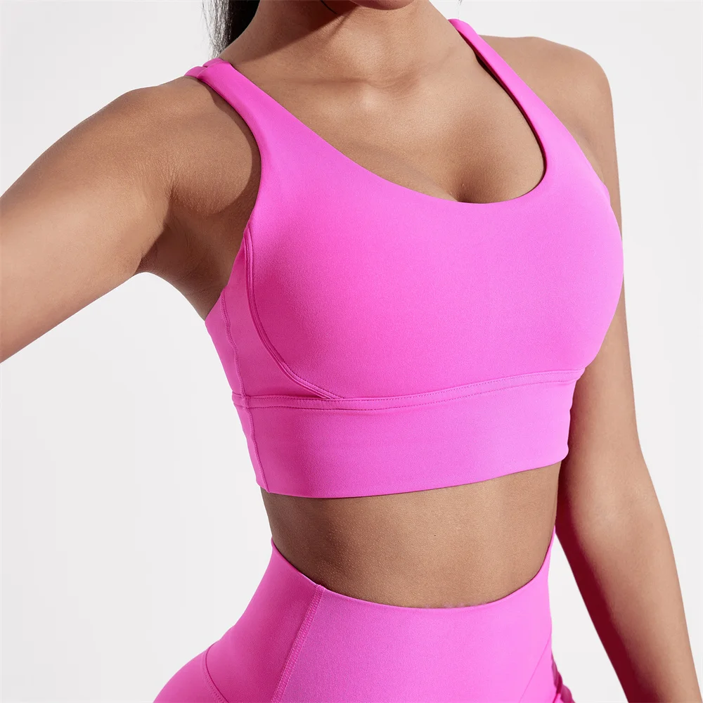 top,
cropped,
top fitness feminino,
cropped fitness feminino,
top academia feminino,
cropped academia feminino,
top esportivo feminino,
top para treino,
top gym feminino,
roupa fitness,