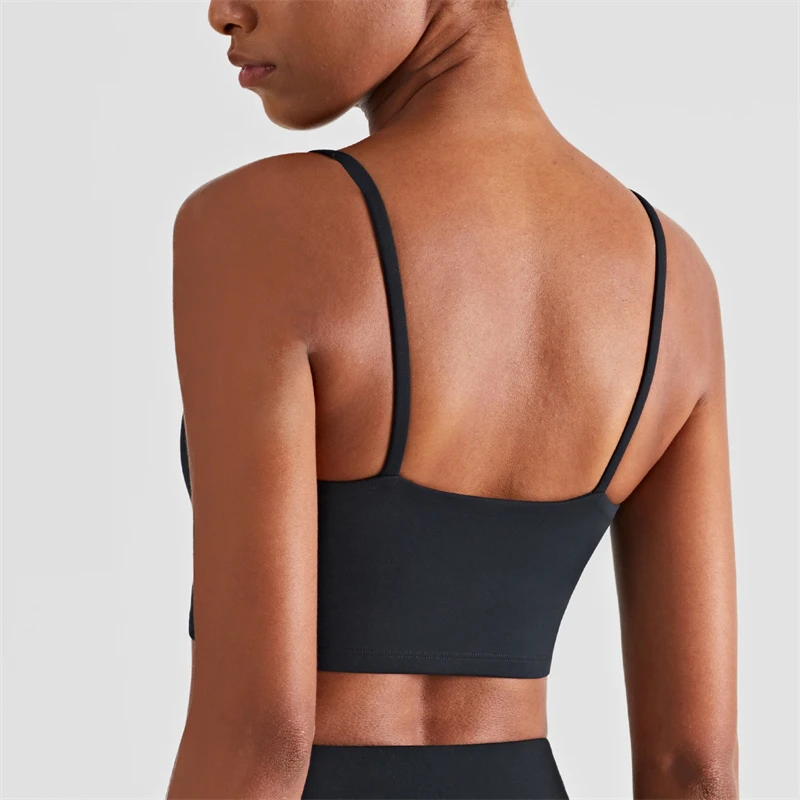 top,
cropped,
top fitness feminino,
cropped fitness feminino,
top academia feminino,
cropped academia feminino,
top esportivo feminino,
top para treino,
top gym feminino,
roupa fitness,