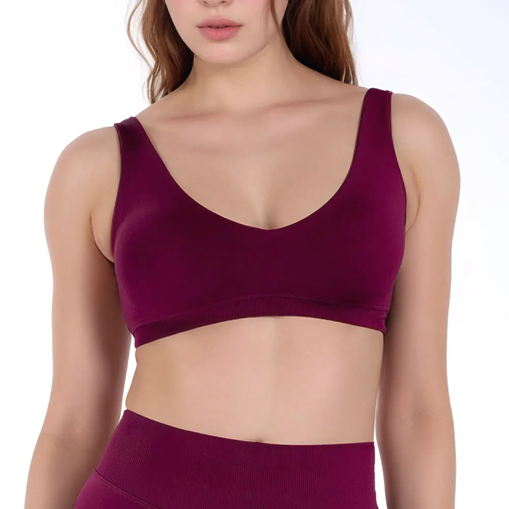 top,
cropped,
top fitness feminino,
cropped fitness feminino,
top academia feminino,
cropped academia feminino,
top esportivo feminino,
top para treino,
top gym feminino,
roupa fitness,