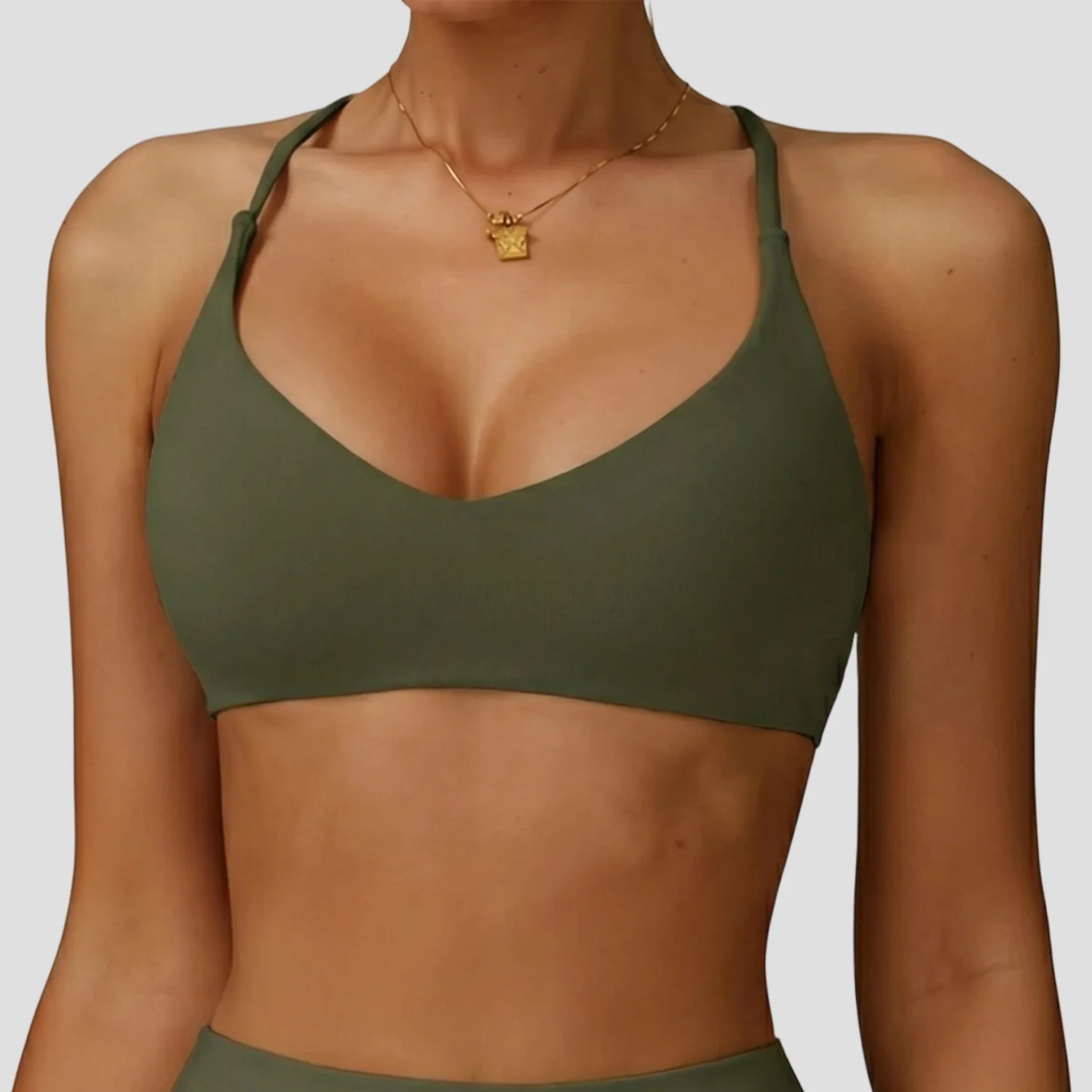 top,
cropped,
top fitness feminino,
cropped fitness feminino,
top academia feminino,
cropped academia feminino,
top esportivo feminino,
top para treino,
top gym feminino,
roupa fitness,