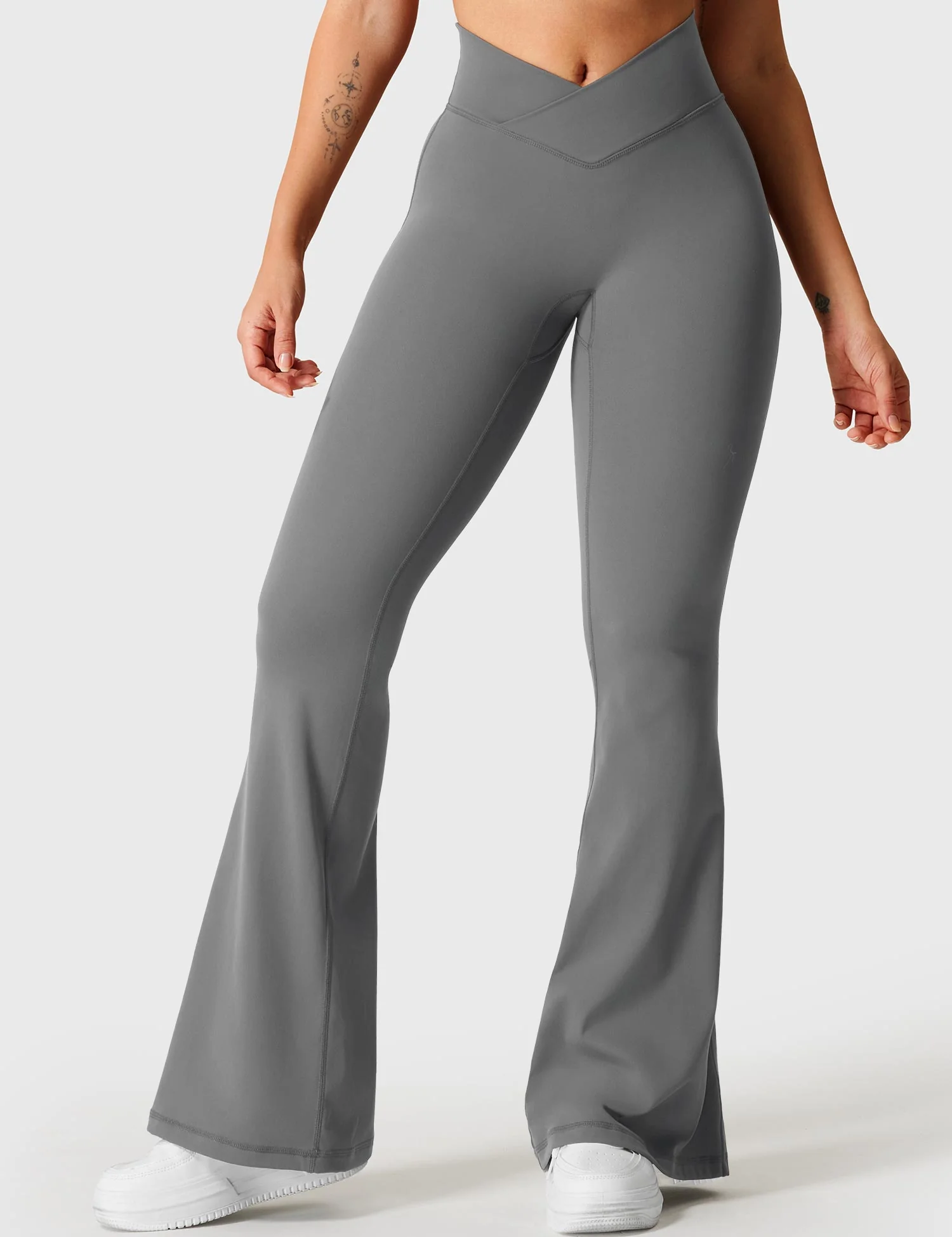 Calça Flare Cós V Efeito BUUM Soft Motion